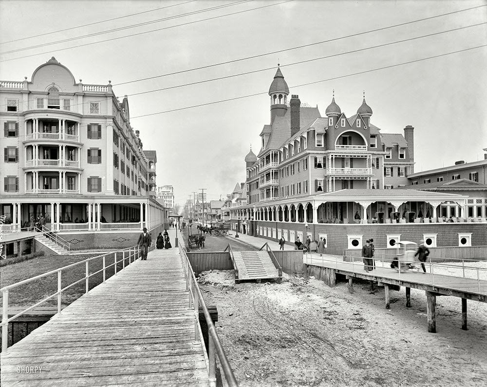 #33 The Jersey Shore circa 1900. Hotel Windsor, Atlantic City. At left, the Traymore.