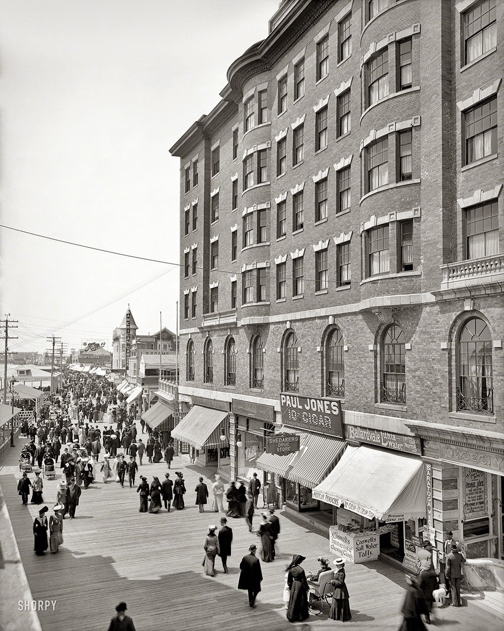 #1 The Jersey shore circa 1904. Young’s Hotel and Boardwalk, Atlantic City.