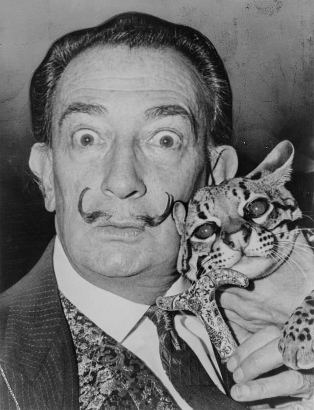 #53 Salvador Dali with his cat