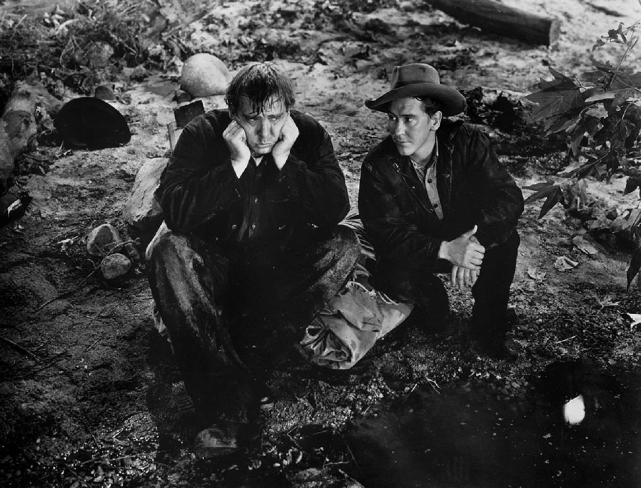 #44 Lon Chaney, Jr. and Burgess Meredith in Of mice and men, 1933