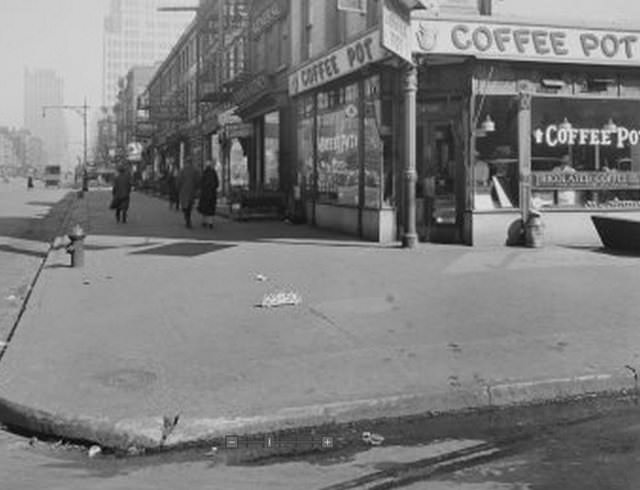 #21 8th Avenue and 23rd Street, Coffee Pot