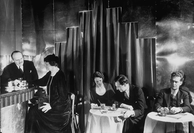 #43 Inside a New York City speakeasy during Prohibition