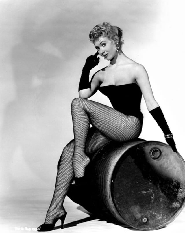 #36 Vera Day