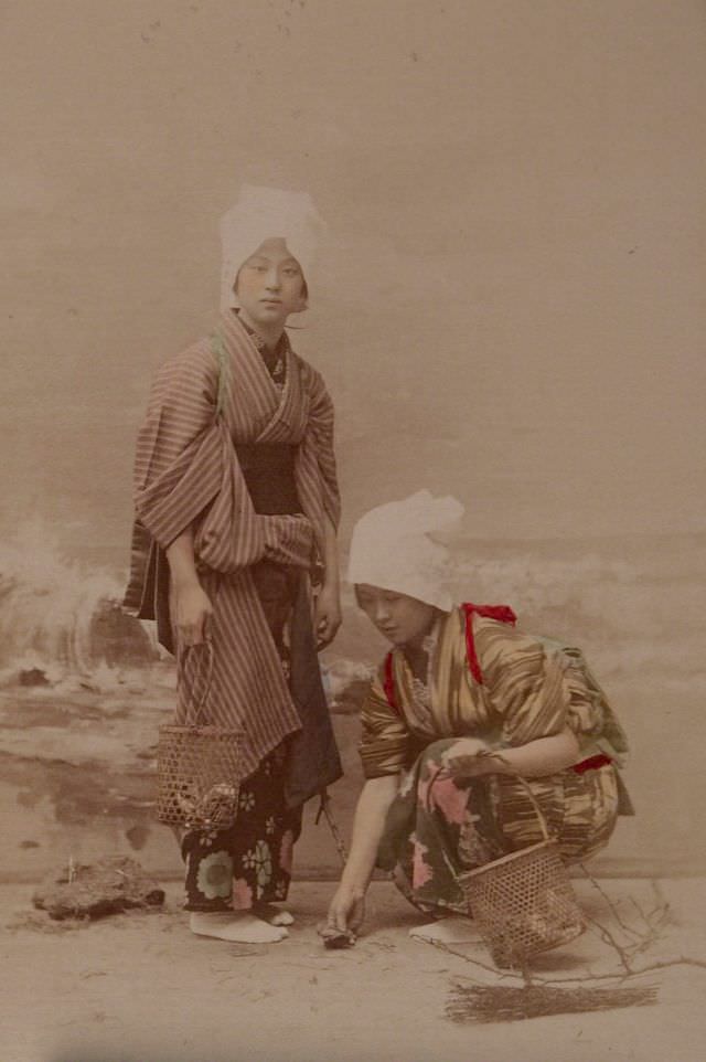 #41 Gathering shells on the seashore