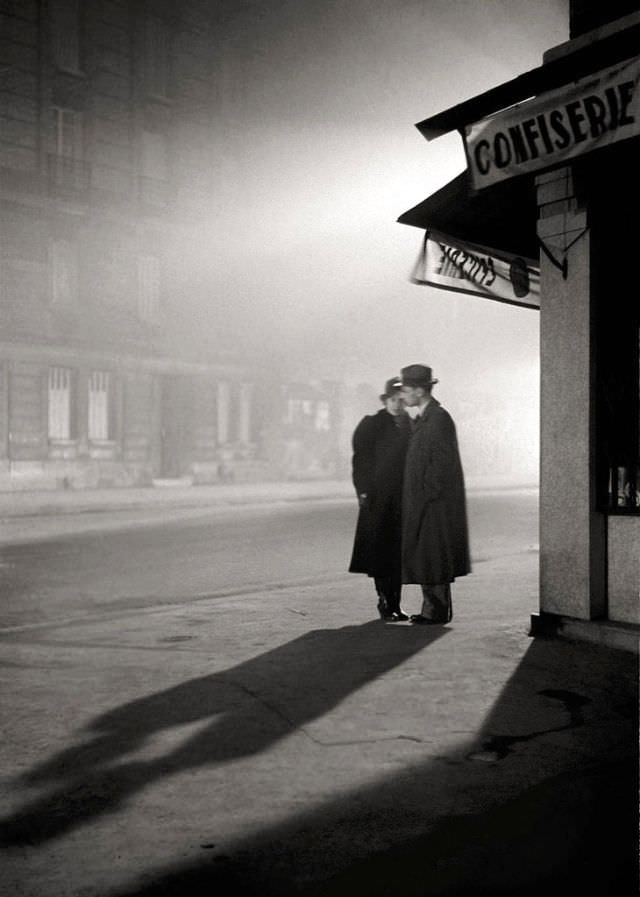 #23 Paris evening, 1935