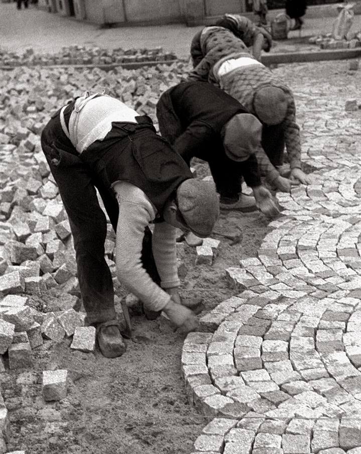 #14 Cobblestones, 1936