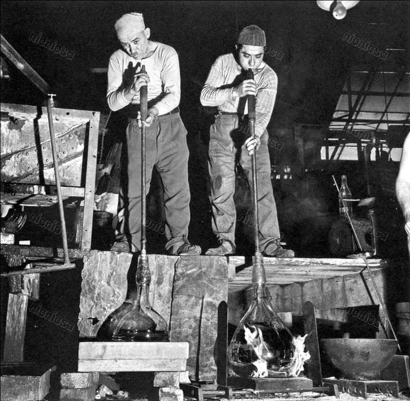 #22 During slavery at the glassworks of the Chemical Products and Fertilizers Company, Drapetsona, 1957
