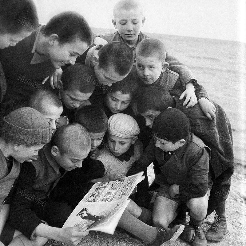 #2 Boys reading a comic book, 1950