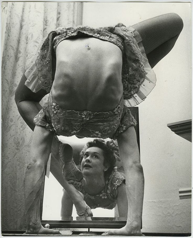 50+ Scary And Dangerous Circus Performances That May Scare You Weird