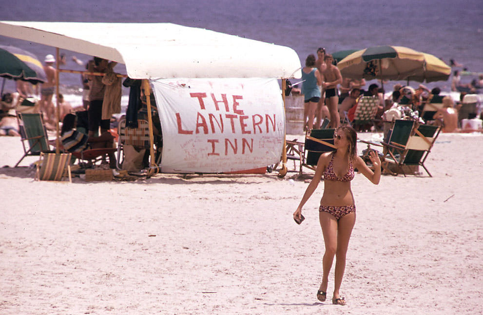 #36 Stewart Beach, Galveston Island, July 1972. (Blair Pittman/NARA)