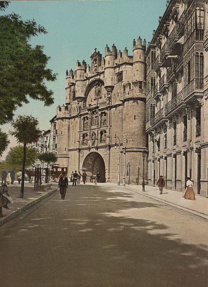 #60 Arco de Santamaría,in Burgos.