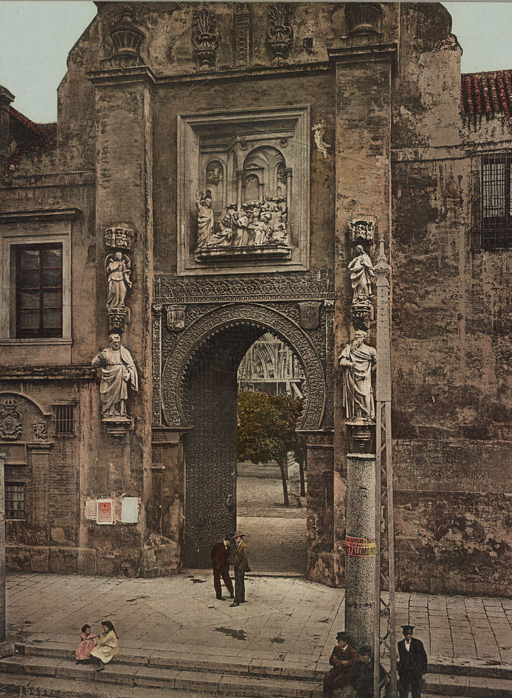 #48 Puerta del Perdón, Sevilla