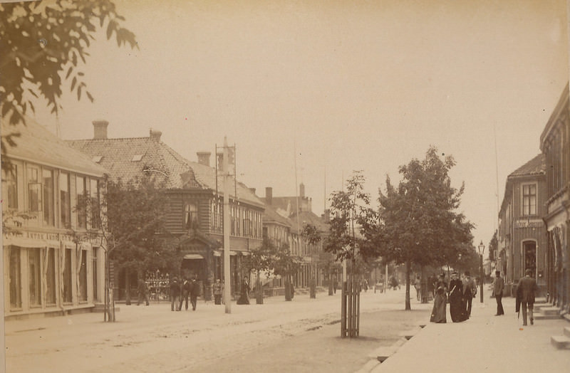 #34 Nordre street at the corner of Dronningens street