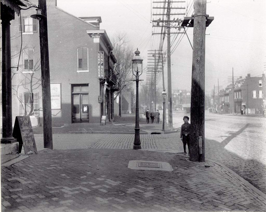 #40 Broadway looking north from Keokuk Street, ca. 1900s