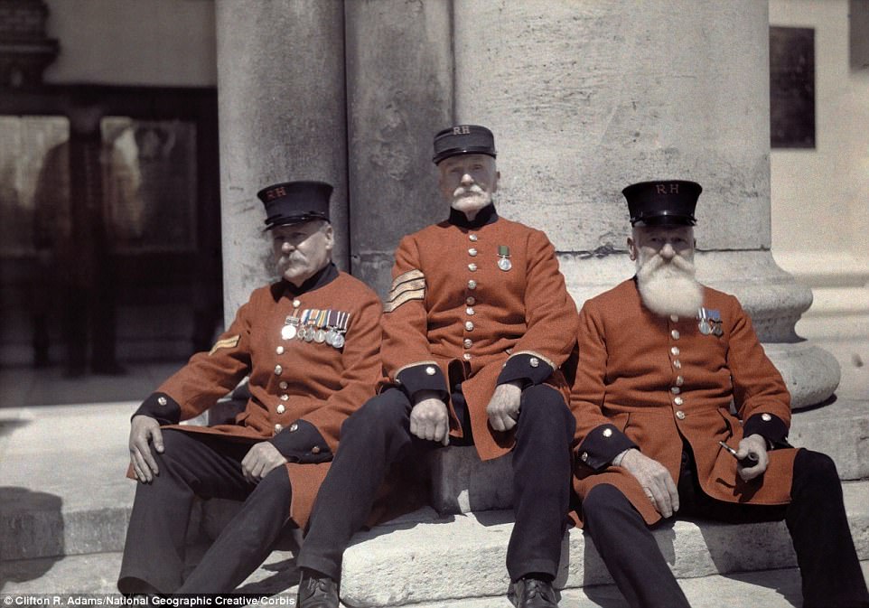 #39 Veteran soldiers – known as Chelsea Pensioners – sit on the steps of the Royal Hospital Chelsea in London in 1928