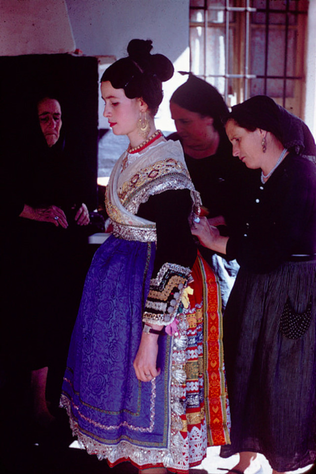#61 Bridesmaid’s dress, Navalcán, 1955