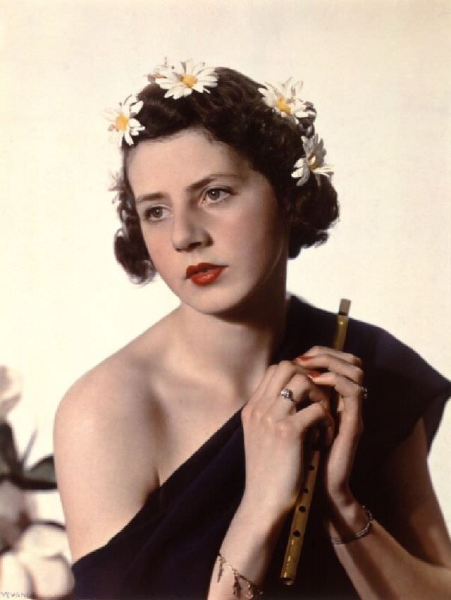#15 Greek gods and goddesses theme party, March 5th, 1935. Mary Viscountess Ratendone as Euterpe