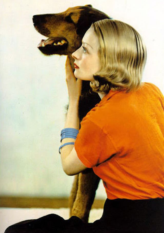 #29 Woman with dog, 1937