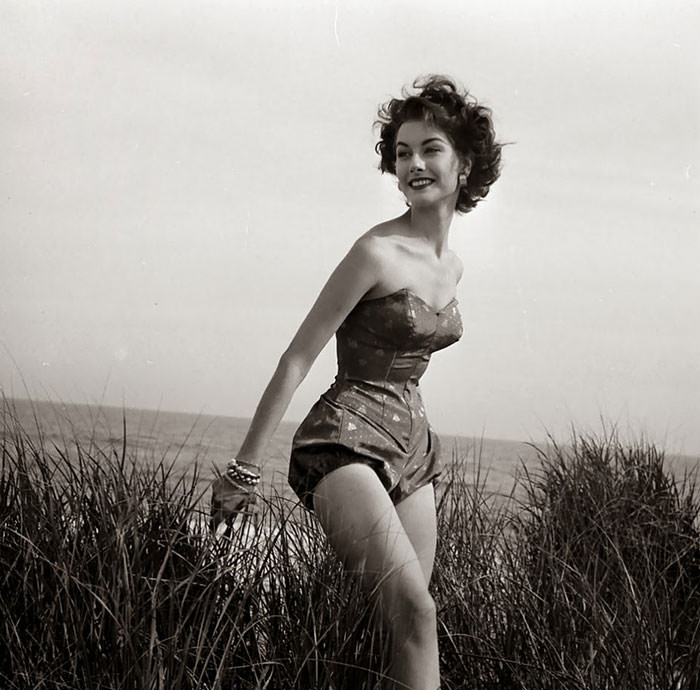 #21 Fabulous Fashion Photography By Nina Leen From 1940-1950s #21 Fashion & Culture