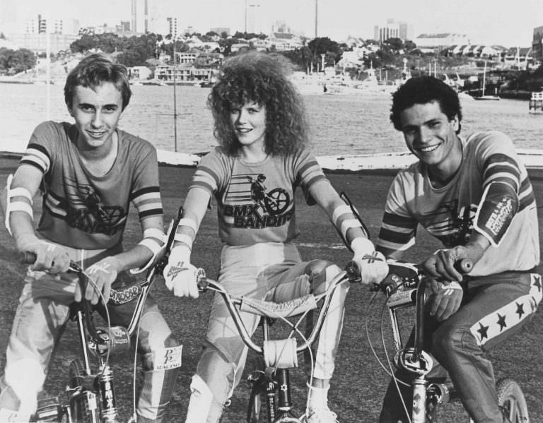 #6 Nicole Kidman, James Lugton and Angelo D’Angelo on their bikes.