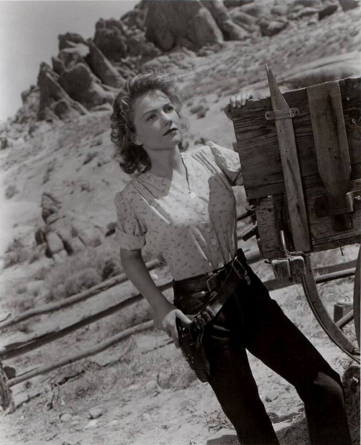 #15 Olivia de Havilland in Raffles (1939)