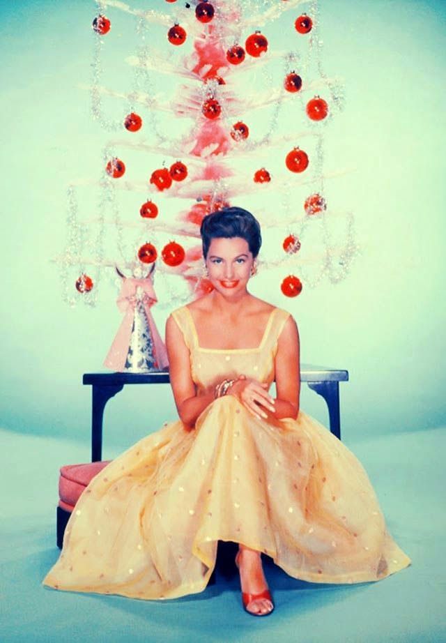 #98 Cyd Charisse