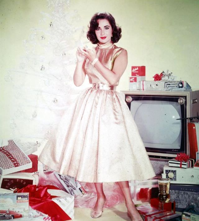 #13 Elizabeth Taylor
