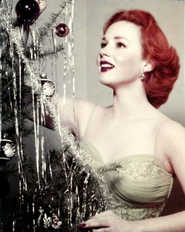 #43 Piper Laurie