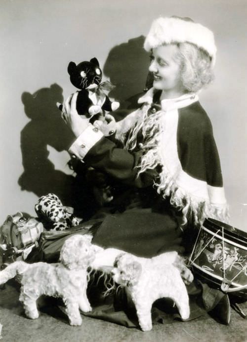 #23 Bette Davis
