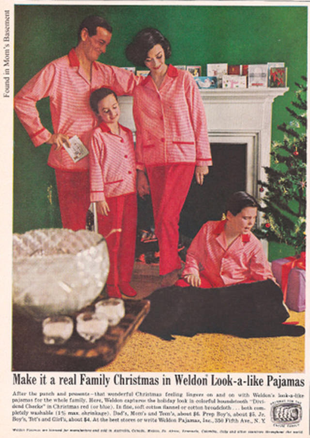 50+ Hilarious And Bizarre Vintage Christmas Ads Vintage Ads