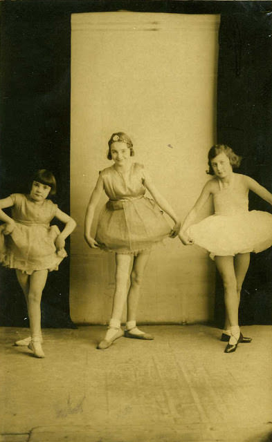 #14 Dancing girls