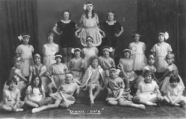 #18 Dinkie Dots, ca. 1930s