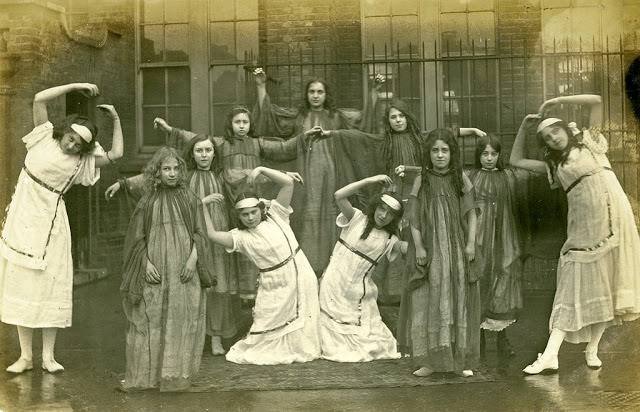 #21 Expressive dance troupe