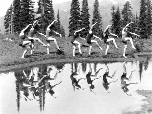 #56 Group of Ivan Novikoff dancers in swimsuits, 1932
