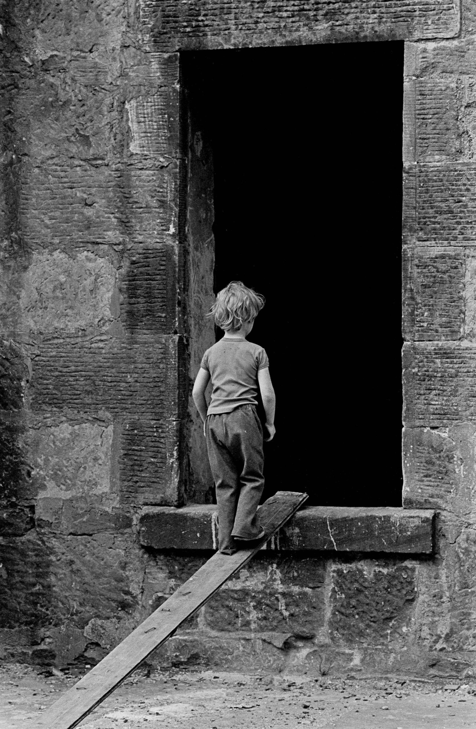 #2 Play in a derelict Glasgow tenement 1971