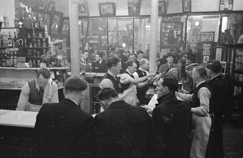 #39 The children of the Gorbals pack together to pose for the camera