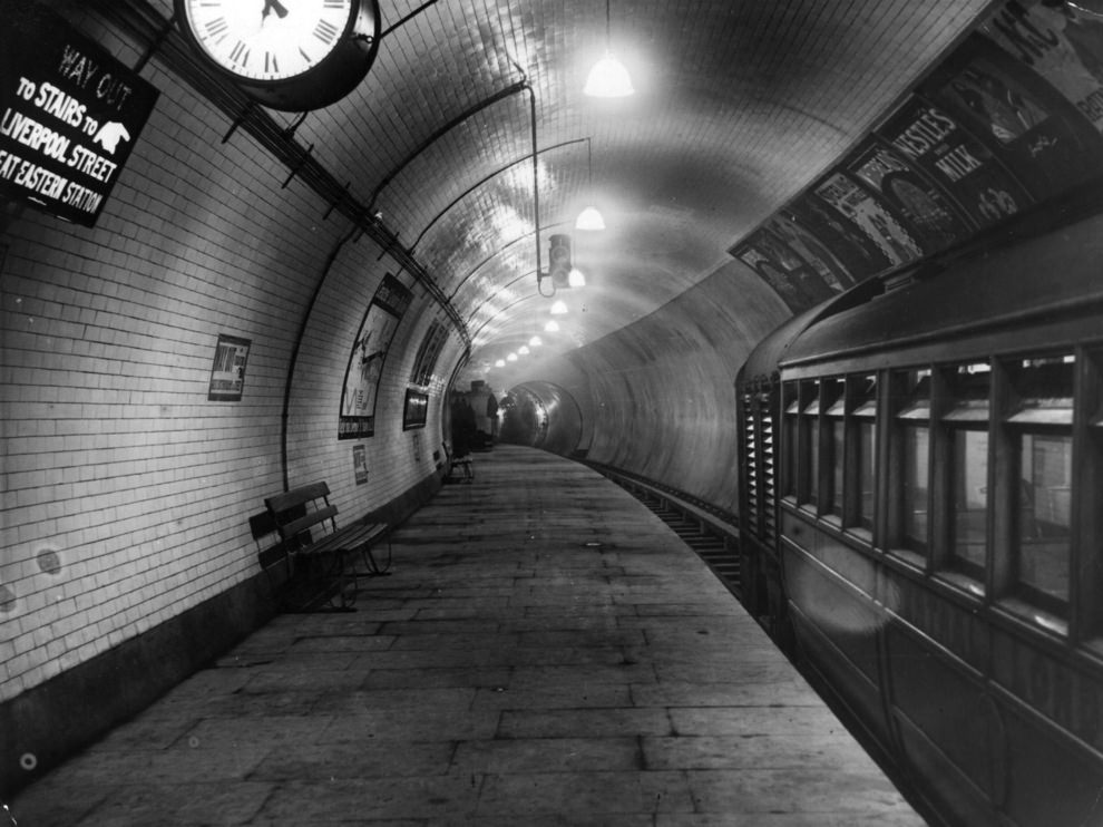 #23 The platform of the Central London Railway extension at Liverpool Street Station, 1912.