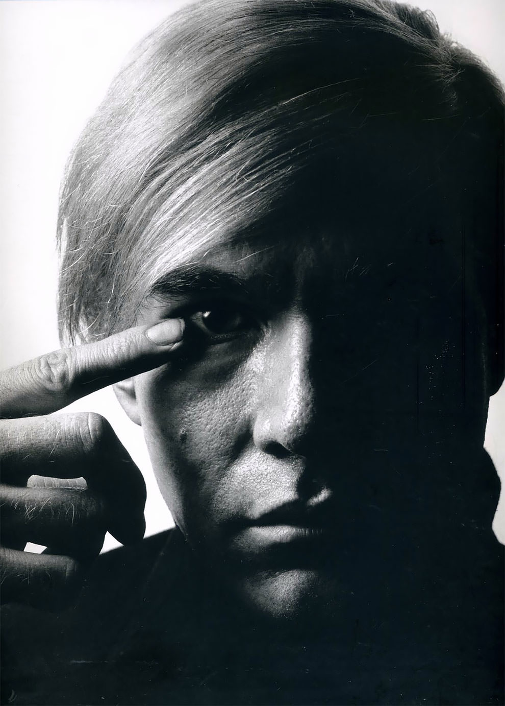 #31 American painter and filmmaker Andy Warhol. USA, 1968.