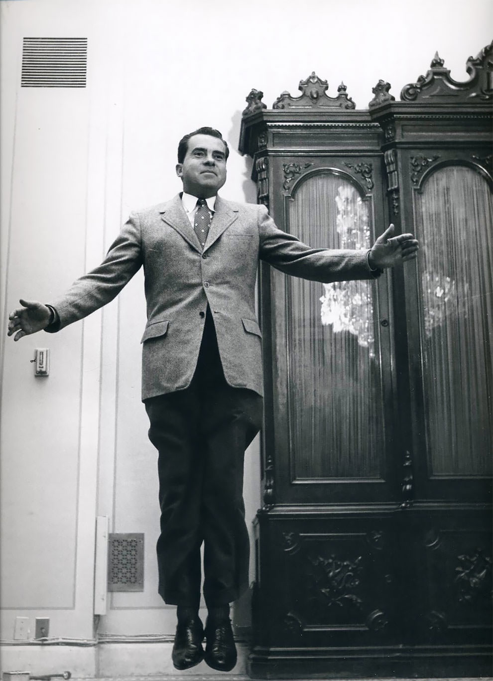 #62 The American Vice President Richard M. Nixon. USA. 1959. Jumpology.