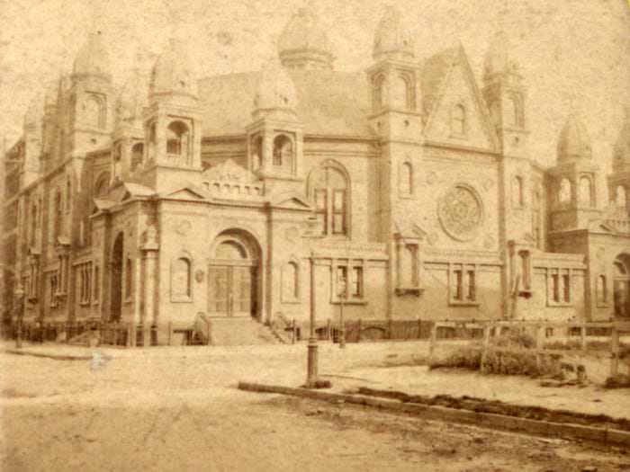 #12 The impressive Church of the Disciples, located on 45th Street and Madison Avenue, did not make it into the 20th century. It was built in 1873, but was demolished soon after, in 1899.
