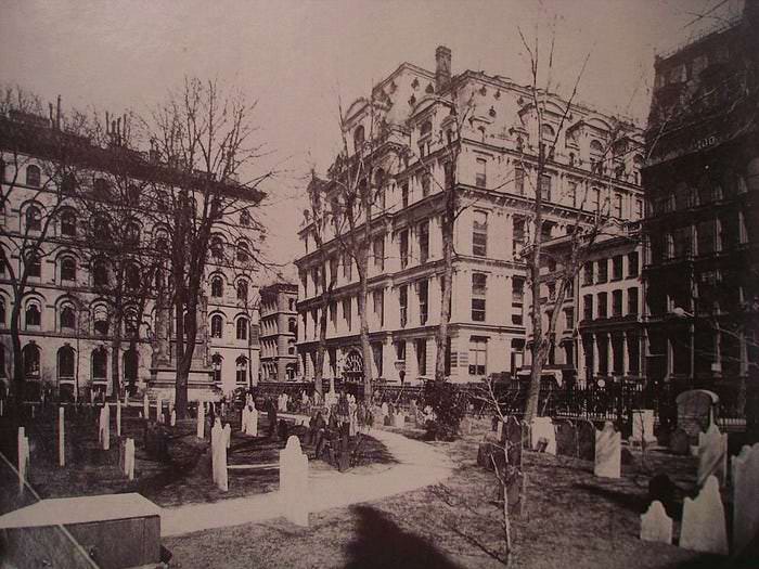 #30 The Equitable Life Building was built in 1870 in lower Manhattan. In 1912, it was destroyed by a fire.