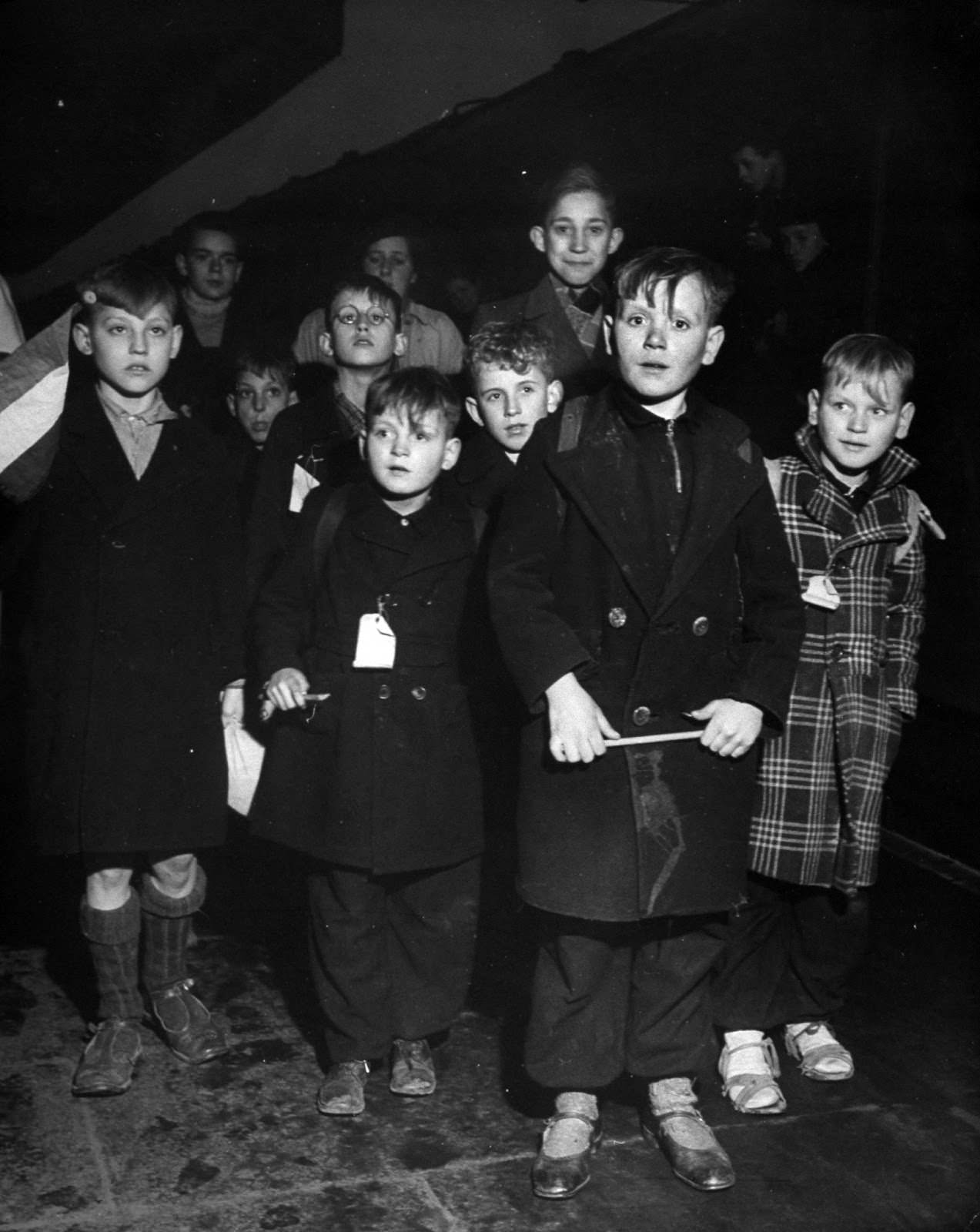 #22 A group of Dutch refugee children arriving at Coventry Station in the U.K., in 1945.