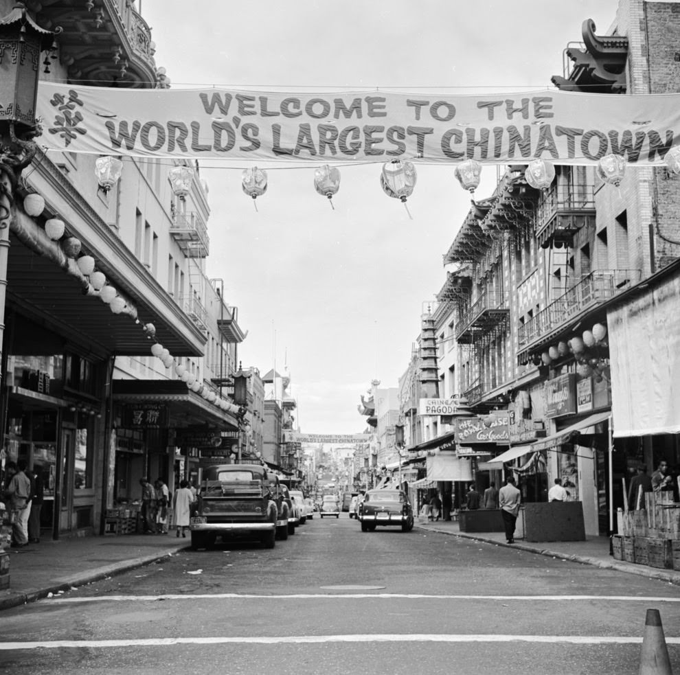 #38 A banner on Grant Street, San Francisco, welcomes visitors to Chinatown.