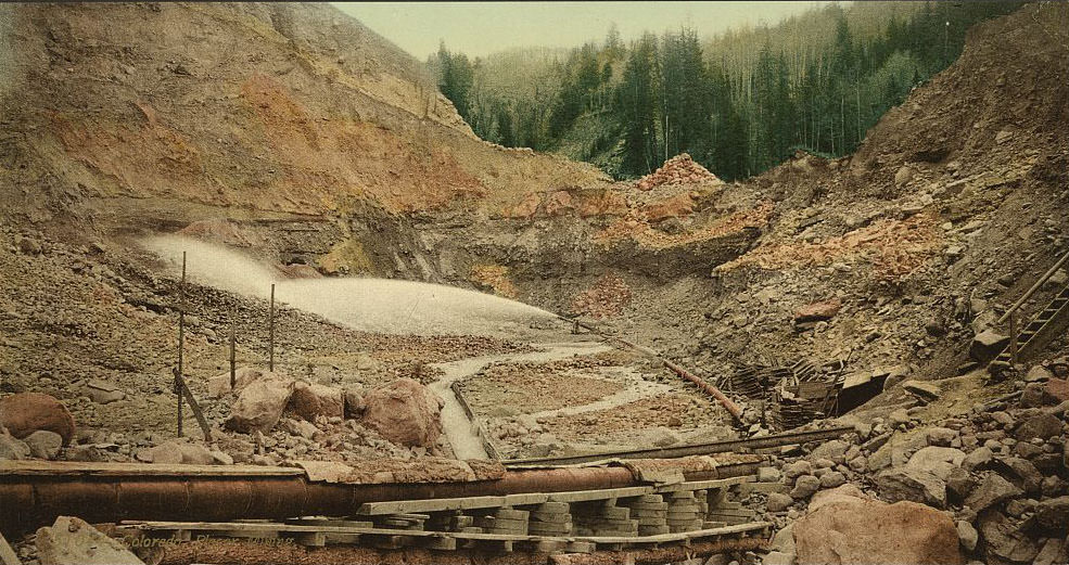 #32 Placer mining, Colorado, 1890s