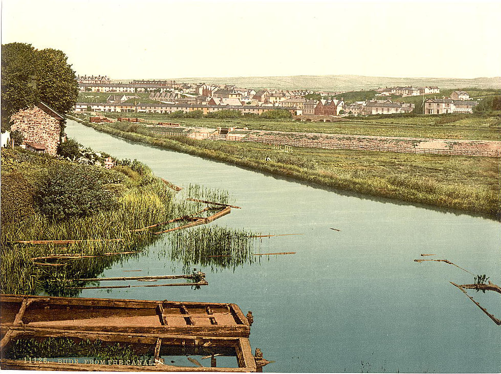 #12 Compass Point, Bude