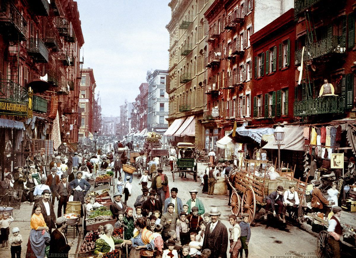#1 Mulberry Street, 1900