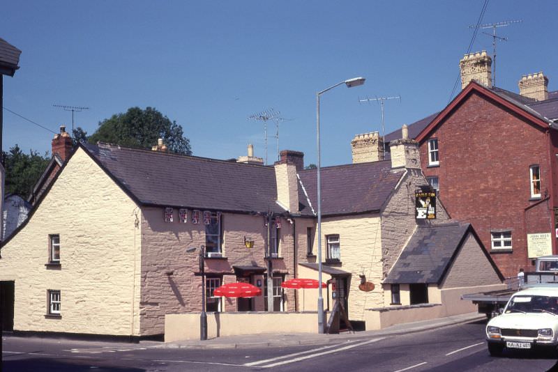 #49 The Eagle Inn, Castle Street, Cardigan, 1977