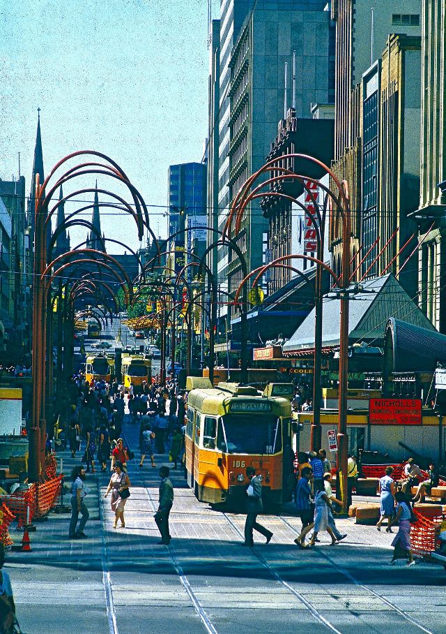 Shopping mall, Melbourne