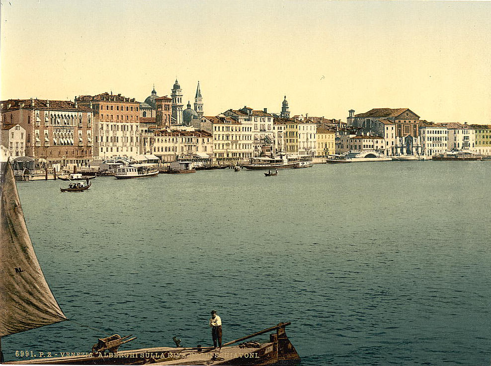 #64 Riva degli Schiavoni