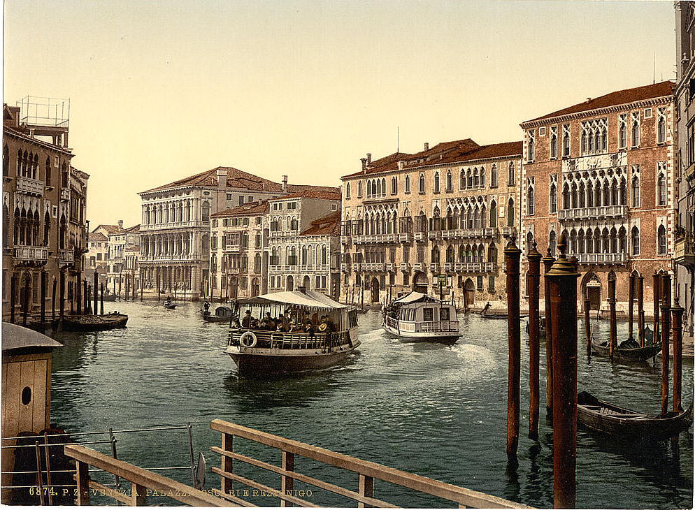 #71 Foscari and Razzonigo Palaces